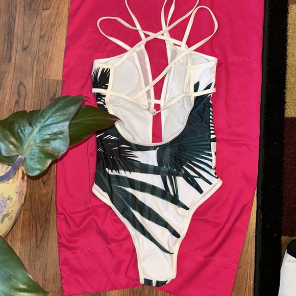 🌹Macolily swim wear - Picture 4 of 6